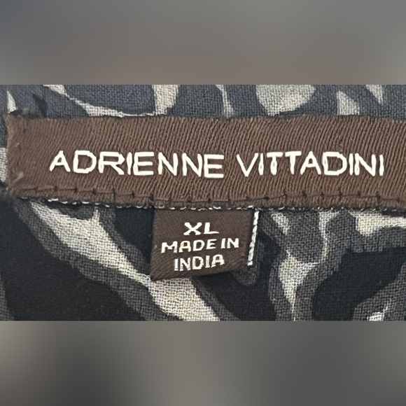 Adrienne Vittadini Black & White Paisley Design Beaded B-Neck Blouse Size XL EUC - Picture 13 of 14